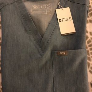 Figs one pocket scrub tops
